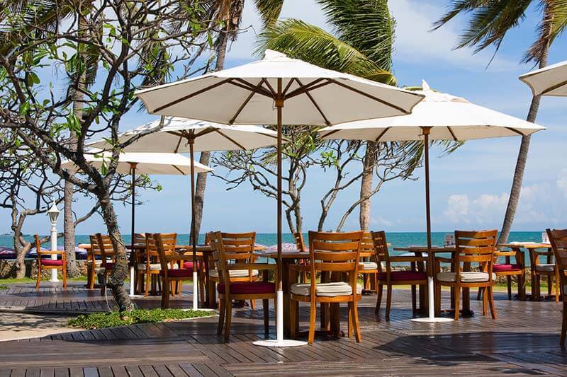 center post outdoor umbrella for sun shade for beach and resorts