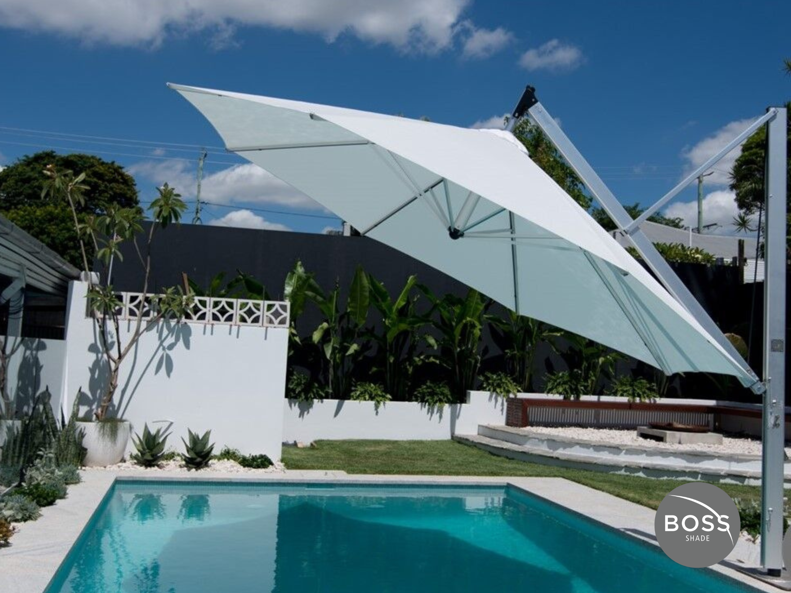 tilting pool umbrella